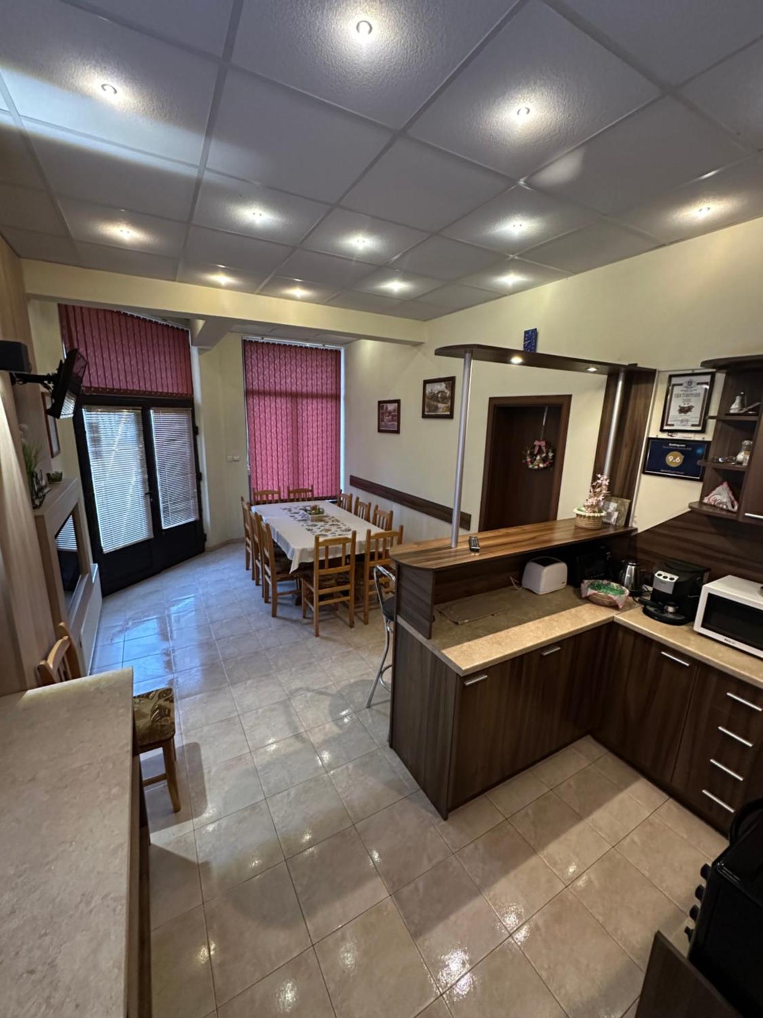 Advel Guest Hous 호텔 Madzhare 외부 사진