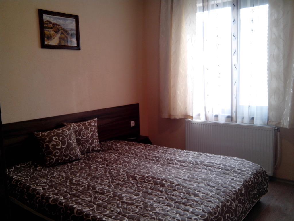 Advel Guest Hous 호텔 Madzhare 객실 사진